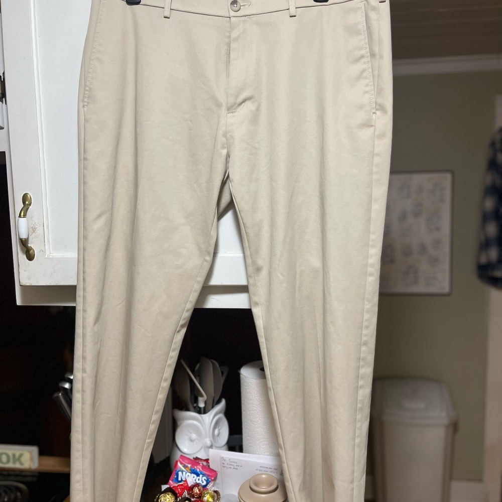 Haggar Men's Khaki Chinos